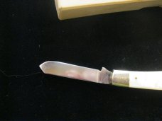 I* X.L. George Wostenholm Sheffield Pearl Whittler Knife *Salesman Sample* I* X.L. George Wostenholm Sheffield Pearl Whittler Knife *Salesman Sample*