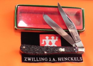 Vintage Henckels International 2 Blade Slim Line Trapper Knife with Great Red Bone Handles -NOS