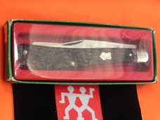 Vintage Henckels International 2 Blade Slim Line Trapper Knife with Great Red Bone Handles -NOS Vintage Henckels International 2 Blade Slim Line Trapper Knife with Great Red Bone Handles -NOS