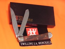 Vintage J A Henckels Trapper (HK5-GSW) Pocket Knife w/ GunStock Walnut Handles -COA & Orig Box Vintage J A Henckels Trapper (HK5-GSW) Pocket Knife w/ GunStock Walnut Handles -COA & Orig Box