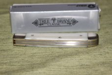 Vintage per-2002 Boker Tree Brand 9525SM Imitation Pearl Trapper knife NIB (#15) Vintage per-2002 Boker Tree Brand 9525SM Imitation Pearl Trapper knife NIB (#15)