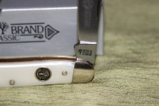 Vintage pre-2002 Boker Tree Brand 8313SM Imitation Pearl Whittler knife NIB (#16) Vintage pre-2002 Boker Tree Brand 8313SM Imitation Pearl Whittler knife NIB (#16)