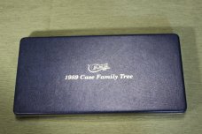 Vintage Case XX 1989 Case Family Tree knife set serial # 60 NIB (#153)