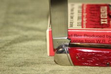 Vintage 1995 Case XX Classic 63046 Whittler Redbone Handle Knife NIB (#68) Vintage 1995 Case XX Classic 63046 Whittler Redbone Handle Knife NIB (#68)