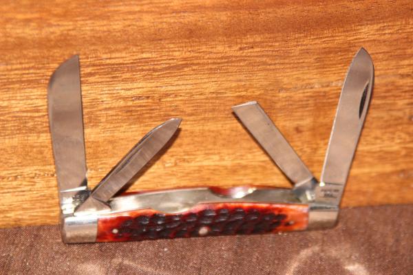 Vinage 1970 Case XX 64052 Congress Red bone knife (#169) Vinage 1970 Case XX 64052 Congress Red bone knife (#169)