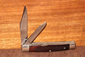 Vintage 1972 Case XX 6292 Jack Red bone knife (#180)