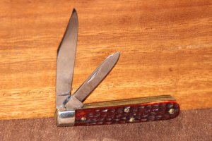 Vintage 1965-1969 Case XX 6202 1/2 Straight Jack Red bone knife (#182)