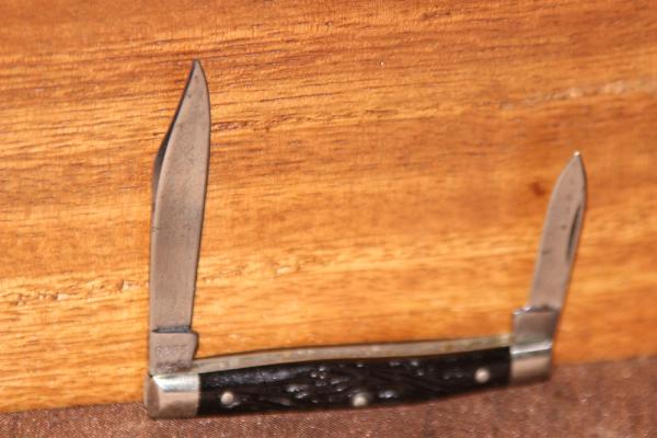 Vintage 1940-1964 Case XX 6233 Serpentine Pen Rough Black Knife (#185)