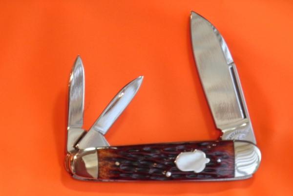 Cattaraugus (Russell) SleeveBoard Whittler Pocket Knife w/  Chestnut (redish) Bone Handles -NOS
