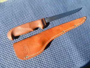 Case XX BR12-6F SSP Fillet Skinning Knife with Original Sheath