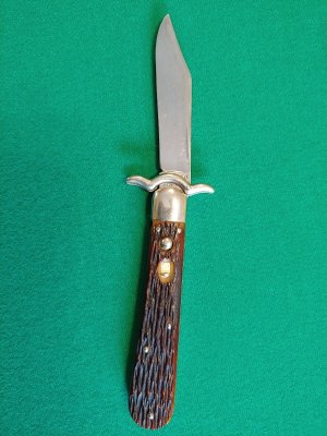 Presto switchblade knife with the lazy W guard