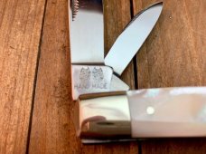 Bulldog 4 Blade Congress in AAA+ Pearl Twin Bulldog Tang Stamp Circa 2000 Bulldog 4 Blade Congress in AAA+ Pearl Twin Bulldog Tang Stamp Circa 2000