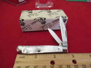 Queen Cutlery Pearl Pattern # 14 