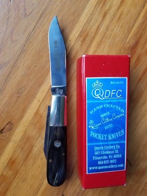 QUEEN BARLOW 69 1/2 FEATHERED BUFFALO HORN