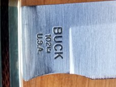BUCK WOODSMAN 102 (cocobolo dymondwood handles)