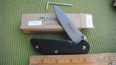 NOS, Discontinued Ka-Bar Maserin Pocket Knife Made in Italy. Knife is brand new in the box!