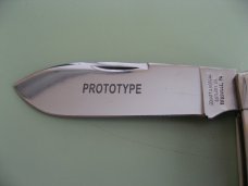 Remington UMC USA 1990 Delrin R1306 Bullet Tracker Lockback Knife - NIB Remington UMC USA 1990 Delrin R1306 Bullet Tracker Lockback Knife - NIB