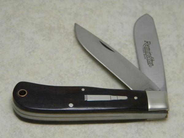Remington UMC USA 1989 Wood R1128 Bullet Trapper Knife Remington UMC USA 1989 Wood R1128 Bullet Trapper Knife
