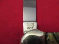 Case XX USA 2005 Teal Bone 611 1/2 Quality Test Run Cheetah Cub Swing Guard Lockback Knife - NIB