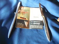 Vintage Gerber Miming Knife Set of 4 Knives. In metal case Vintage Gerber Miming Knife Set of 4 Knives. In metal case