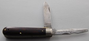 Ulster In Good Condition With Wood Covers 3 3/4" Long (693)