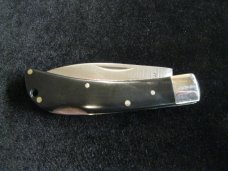 Case XX USA 21051 LSSP 4-DOT 1986 Lockback Knife-no cracks and hasn't been used. Case XX USA 21051 LSSP 4-DOT 1986 Lockback Knife-no cracks and hasn't been used.