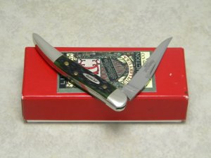 Robeson Mastercraft USA (Queen Cut. Co.) Green Bone #16 Tiny Toothpick Knife in Box