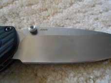Never Used Benchmade 565 mini Freak Knife & Original box Never Used Benchmade 565 mini Freak Knife & Original box