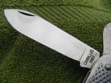 1988 Camillus U.S. Military Folding Pocket Knife. 1988 Camillus U.S. Military Folding Pocket Knife.