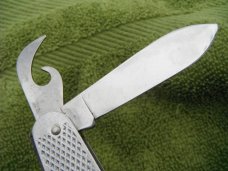 1988 Camillus U.S. Military Folding Pocket Knife. 1988 Camillus U.S. Military Folding Pocket Knife.