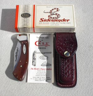 CASE XX USA VINTAGE SIDEWINDER 1982 SHIELD LOCK RELEASE KNIFE WITH BOX, SHEATH & PAPERS