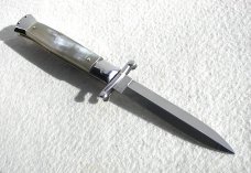 NEW OLD STOCK ITALIAN STILETTO 9" GENUINE BRAZILIAN HORN SWING GUARD KNIFE