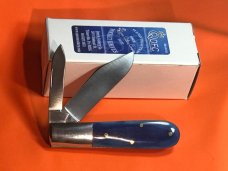 Queen Cutlery 2 Blade Barlow Pocket Knife w/ Beautiful Blue Bone Handles -#69 1/2 -NOS +Orig Box Queen Cutlery 2 Blade Barlow Pocket Knife w/ Beautiful Blue Bone Handles -#69 1/2 -NOS +Orig Box