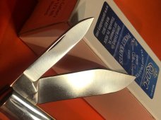 Queen Cutlery 2 Blade Barlow Pocket Knife w/ Beautiful Blue Bone Handles -#69 1/2 -NOS +Orig Box Queen Cutlery 2 Blade Barlow Pocket Knife w/ Beautiful Blue Bone Handles -#69 1/2 -NOS +Orig Box