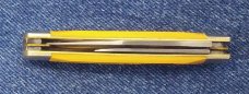 Schrade 33OT Middleman Jack - yellow a 