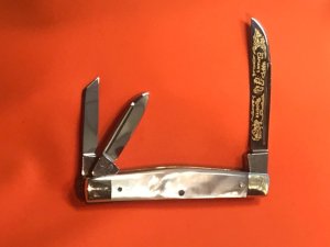 Fight’n Rooster "The Captains Rooster" Knife with Beautiful Mother of Pearl Handles -NOS