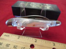 Queen #46 Mother of Pearl Whittler D-2 Queen #46 Mother of Pearl Whittler D-2