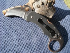 Discontinued Spyderco Karahawk Folding Karambit G-10. Pocket Knife Plain Edge Blade Made in Japan!!!
