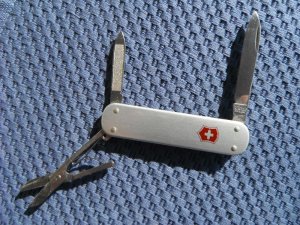 Victorinox Swiss Army knife & money clip, polished Alox scales