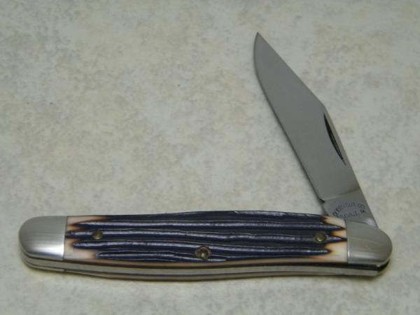 Queen Cut. Co. Titusville PA Imitation Winterbottom Bone Serpentine Pen Knife Queen Cut. Co. Titusville PA Imitation Winterbottom Bone Serpentine Pen Knife
