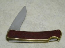 Buck 529E1 USA BuckSkin Burgundy EEL Skin Folding Lockback Knife c.1988