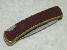 Buck 529E1 USA BuckSkin Burgundy EEL Skin Folding Lockback Knife c.1988