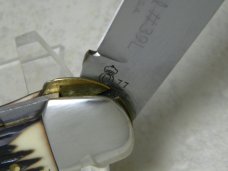 Queen #39L Imitation Winterbottom Bone Linerlock Folding Hunter Knife Q77 Tang Stamp Etched c.1977
