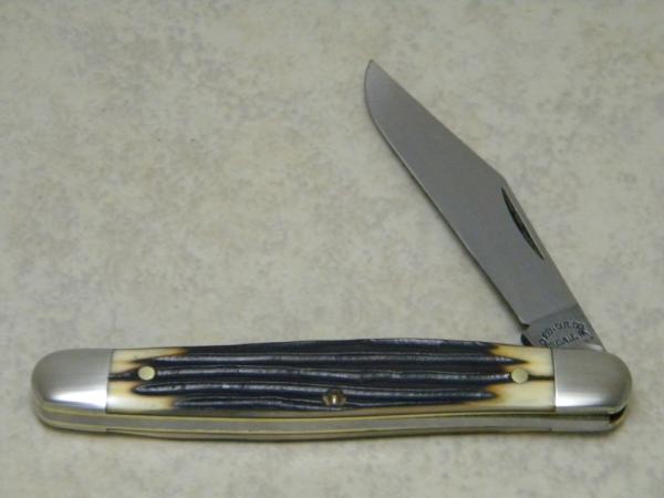 Queen Cut. Co. Titusville PA Imitation Winterbottom Bone Large Serpentine Pen Knife Queen Cut. Co. Titusville PA Imitation Winterbottom Bone Large Serpentine Pen Knife