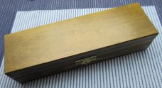 PUMA Buddy 11071 with sheath, box and paperwork. ..................(4) PUMA Buddy 11071 with sheath, box and paperwork. ..................(4)