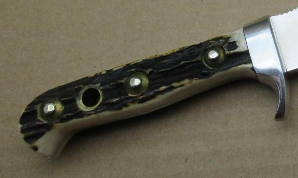 PUMA White Hunter Hunting Sheath Knife (23981). ..................(5) PUMA White Hunter Hunting Sheath Knife (23981). ..................(5)