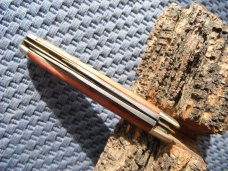 Vintage 1970's Case XX USA 9 Dot two blade poket knife. Vintage 1970's Case XX USA 9 Dot two blade poket knife.