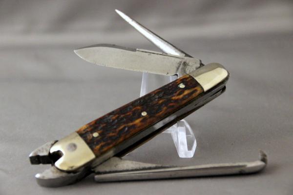 O. BARNETT TOOL COMPANY, Tool Knife, Excellent Condition, Bone Handles