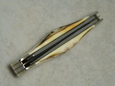 Case XX USA 1998 NCAA Champs Kentucky Wildcats Tubby & The Boys Stag 5254 SS Trapper Knife in Box Case XX USA 1998 NCAA Champs Kentucky Wildcats Tubby & The Boys Stag 5254 SS Trapper Knife in Box
