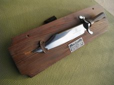  Jim Bowie Commemorative Bowie Knife. Made by Carvel Hall, USA. Nice Classic & Historic Bowie Knife!